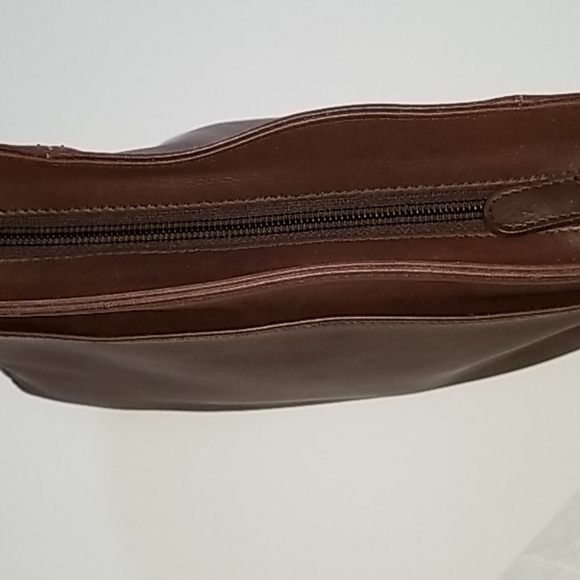 Coach Vintage Crossbody Bag - Picture 3 of 7